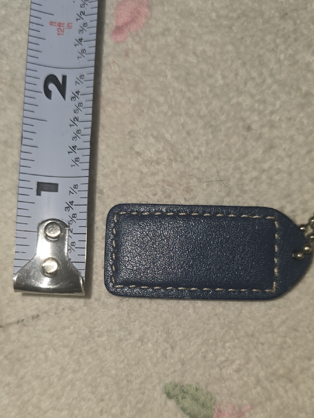 Coach Hangtag - Picture 2 of 3